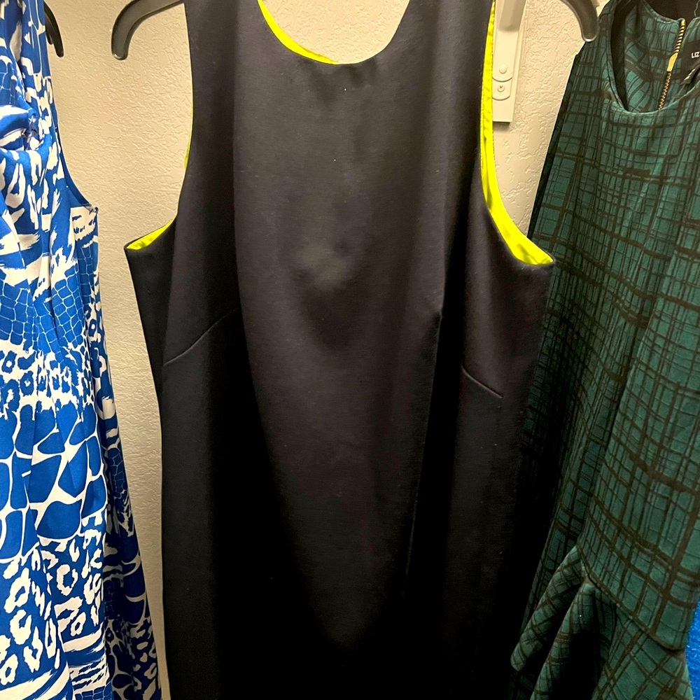 Sleeveless dress
